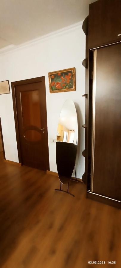 Apartment On Tumanyan Street,19 Jerevan Eksteriør billede