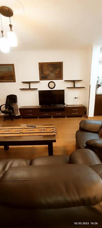 Apartment On Tumanyan Street,19 Jerevan Eksteriør billede